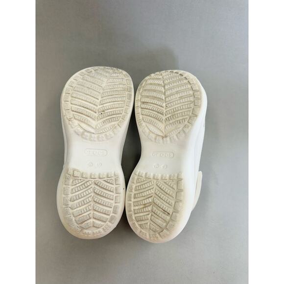 Crocs Classic Bae Clog in White Size 9 - Picture 10 of 16